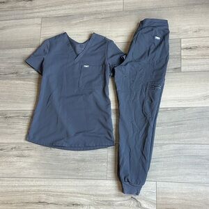 Figs rainbow charcoal scrub set xxs